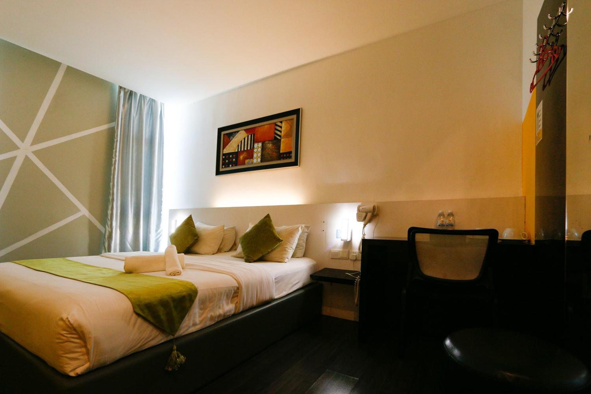 Golden Roof Hotel Ampang Ипох Екстериор снимка