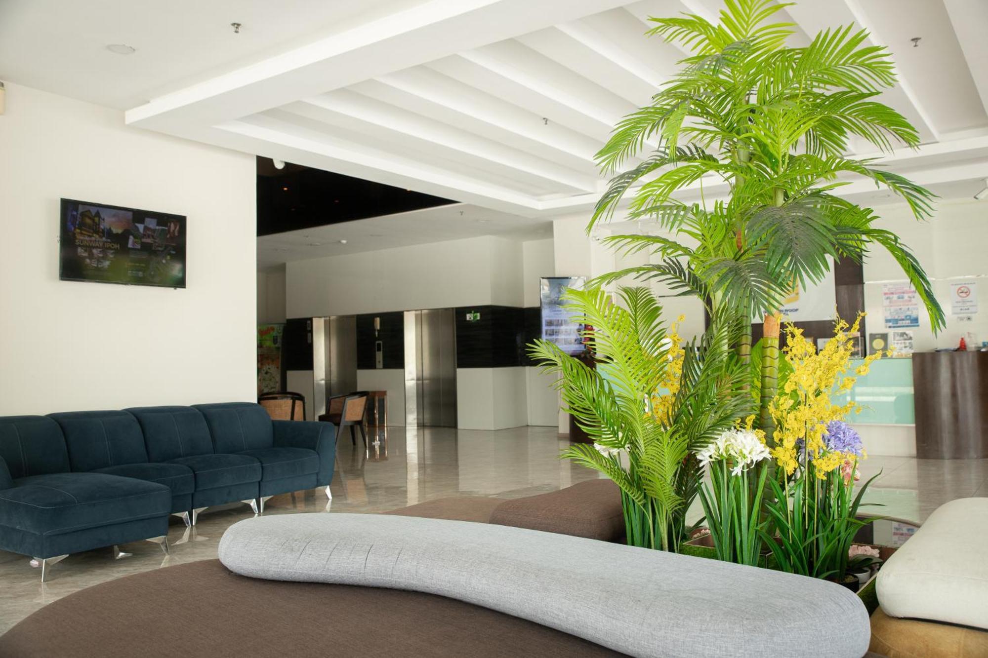 Golden Roof Hotel Ampang Ипох Екстериор снимка
